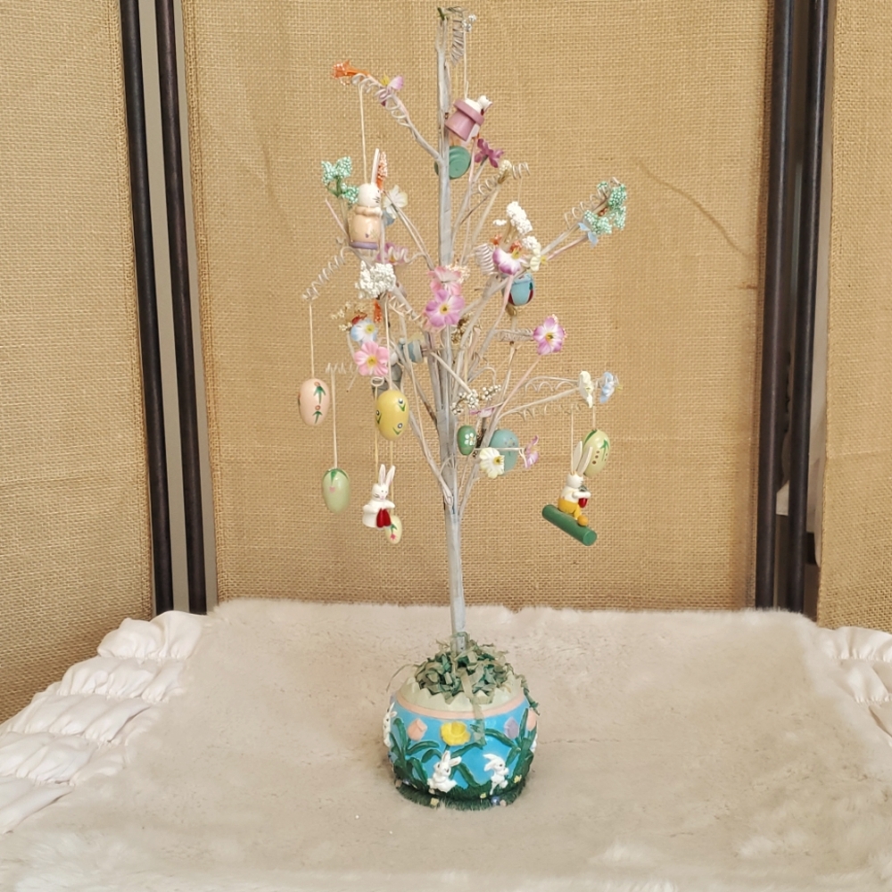 Easter Tree, Spring - Picture 1 of 4